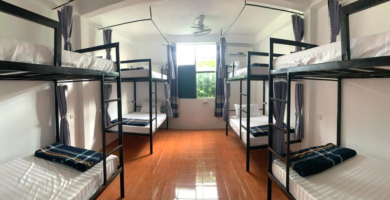 Vang Vieng Lily Backpackers Hostel Bagian luar foto
