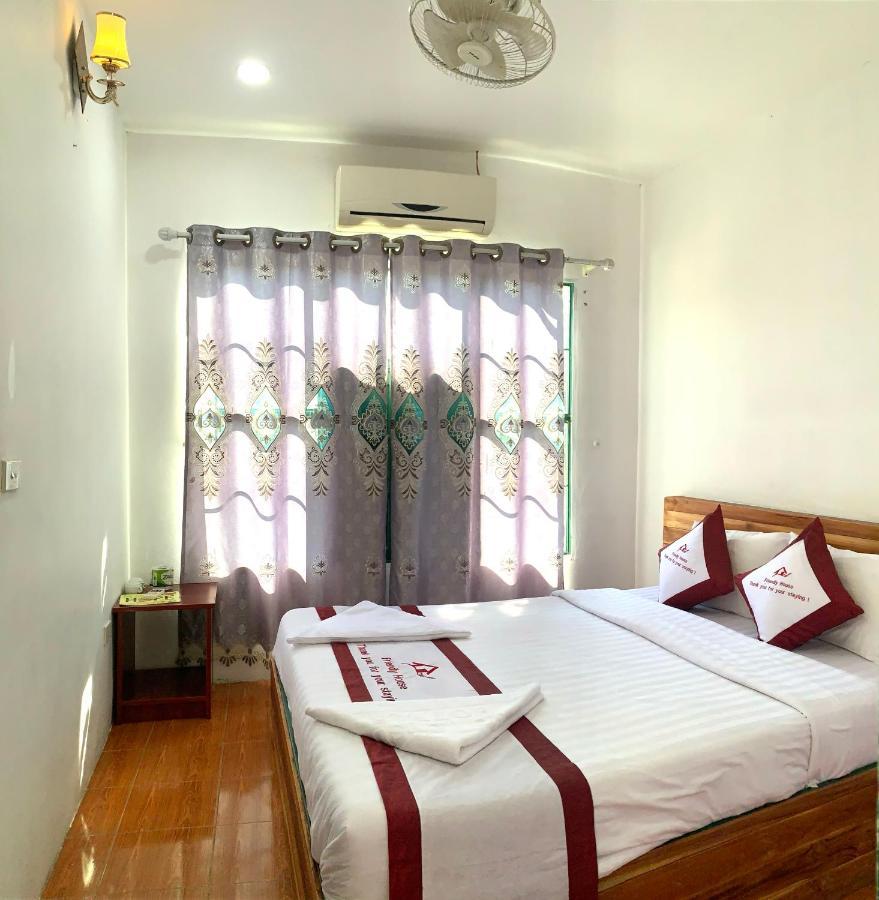 Vang Vieng Lily Backpackers Hostel Bagian luar foto